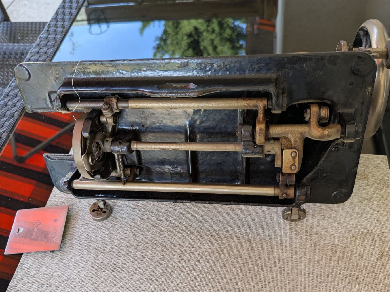 Singer Machines à coudre: Antike Singer-Nähmaschine – D'occasion à Oberbipp par theresiafrosch 5