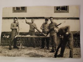 Foto Schweizer Armee waffe Gewehr Waffenreinigung r62