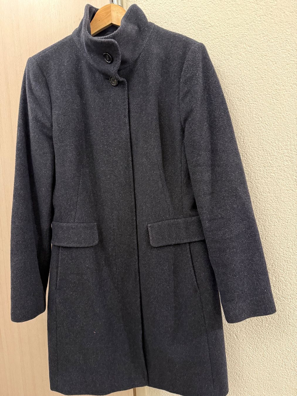 Gil Bret Cappotti: GIL BRET DAMEN WINTER MANTEL – Usato da Zürich venduto da flo_7cvq