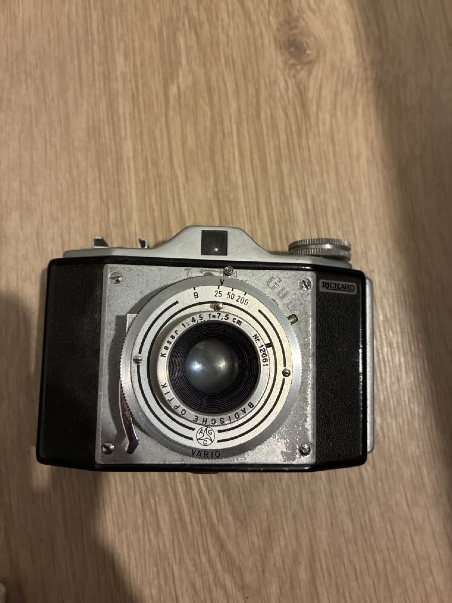 Fotocamera: Richard GuGo 4,5F=7,5 cm – Usato da Le Grand-Saconnex venduto da aur_27hl