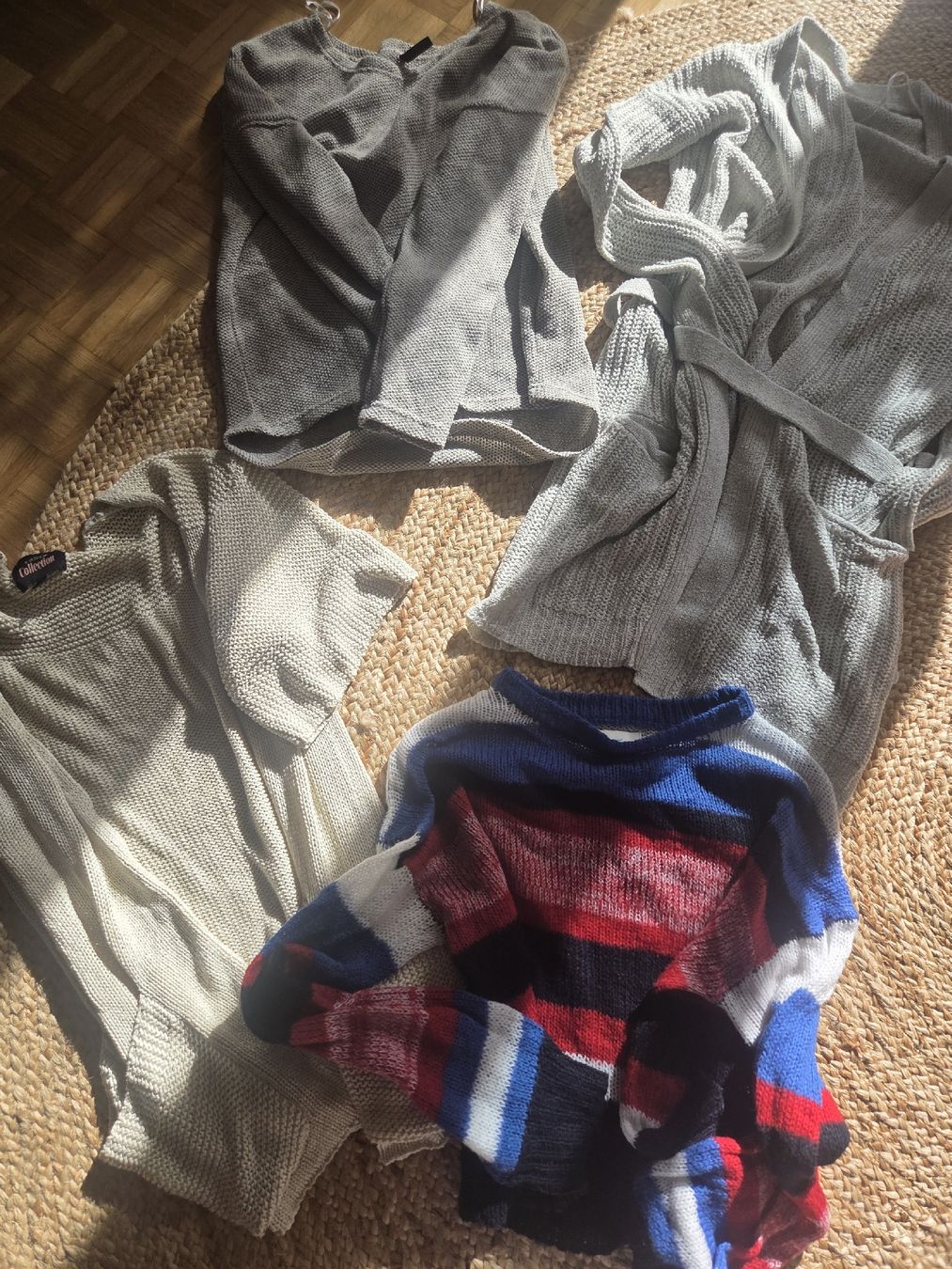 Lotti di vestiti: Winter Strickjacken Jäckli Pulli Oberteile Kleiderpaket – Nuovo (secondo la descrizione) da Pratteln venduto da madi1990 1