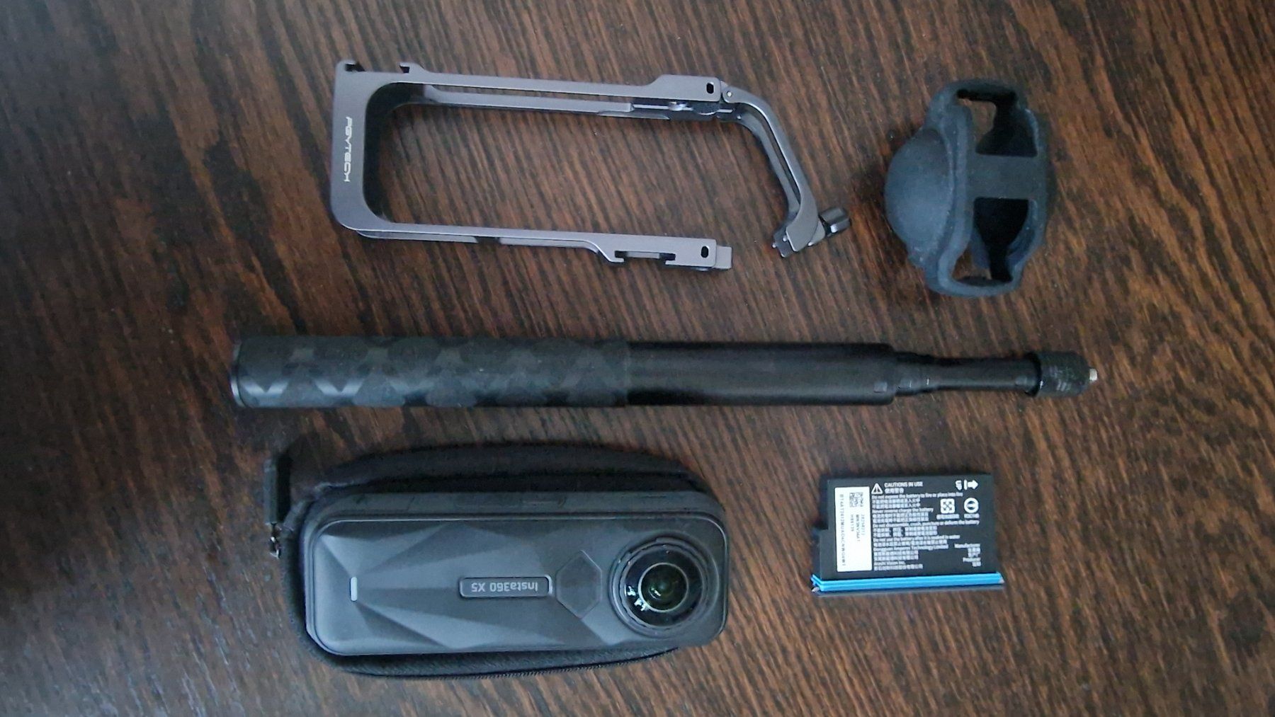 Insta360 Action Cam: Insta360 X5 mit Zubehör – Gebraucht aus Gipf-Oberfrick von Zimbi 1