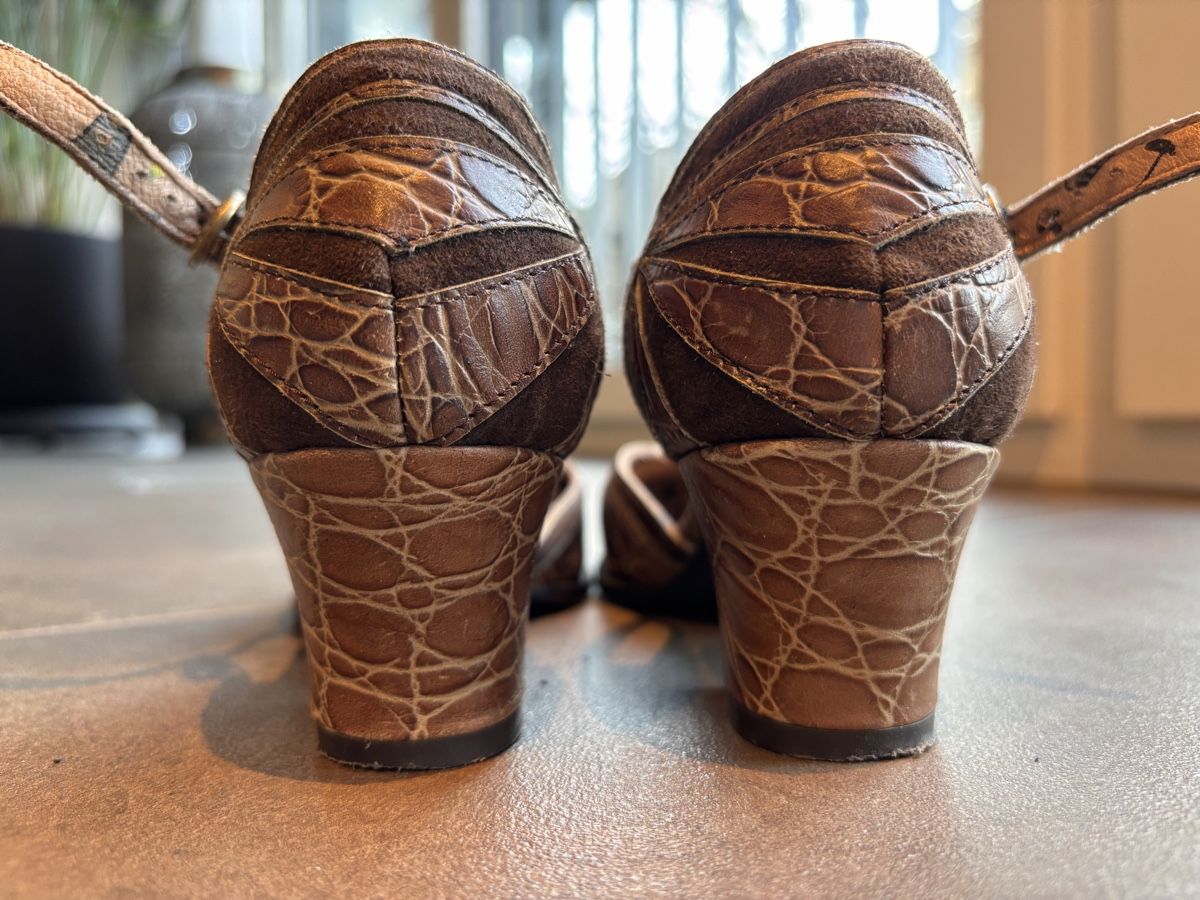 Scarpe da donna: Vintage Damenschuhe Gr.37 Braun – Usato da Zürich venduto da summertime01 2
