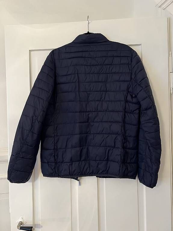 Jacken: leichte Herren-Steppjacke Sisley navy M/L – Gebraucht aus Zürich von leo_zx2x 2
