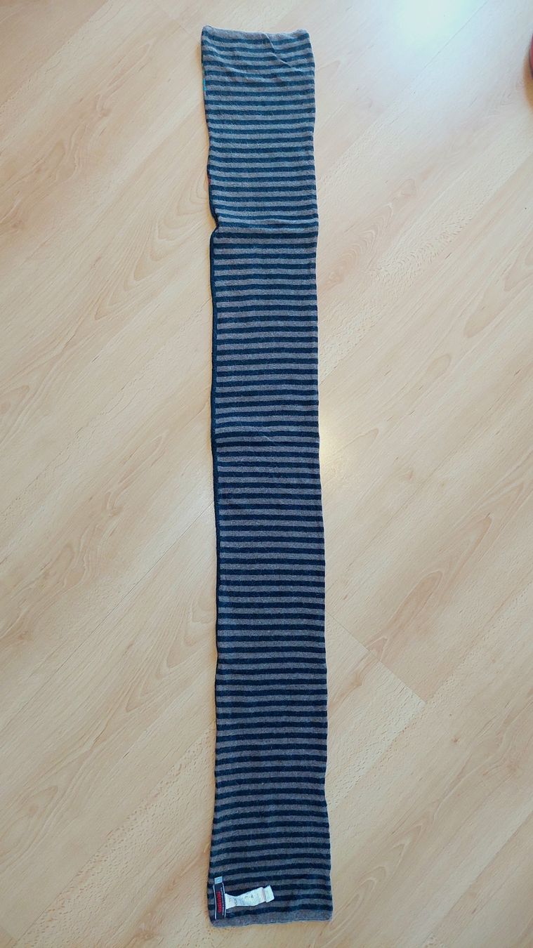 Catimini Sonstige Jungenkleidung: Écharpe Catimini pour enfant – Gebraucht aus Épalinges von lola_vp_99 5