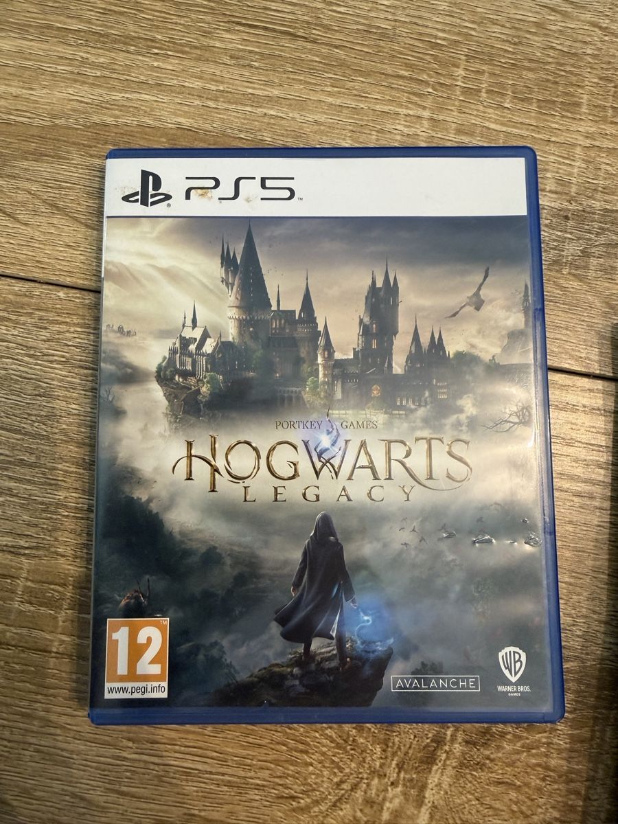 Giochi: Jeu PS5 Hogwarts Legacy – Usato da Villeneuve VD venduto da Adedelle29
