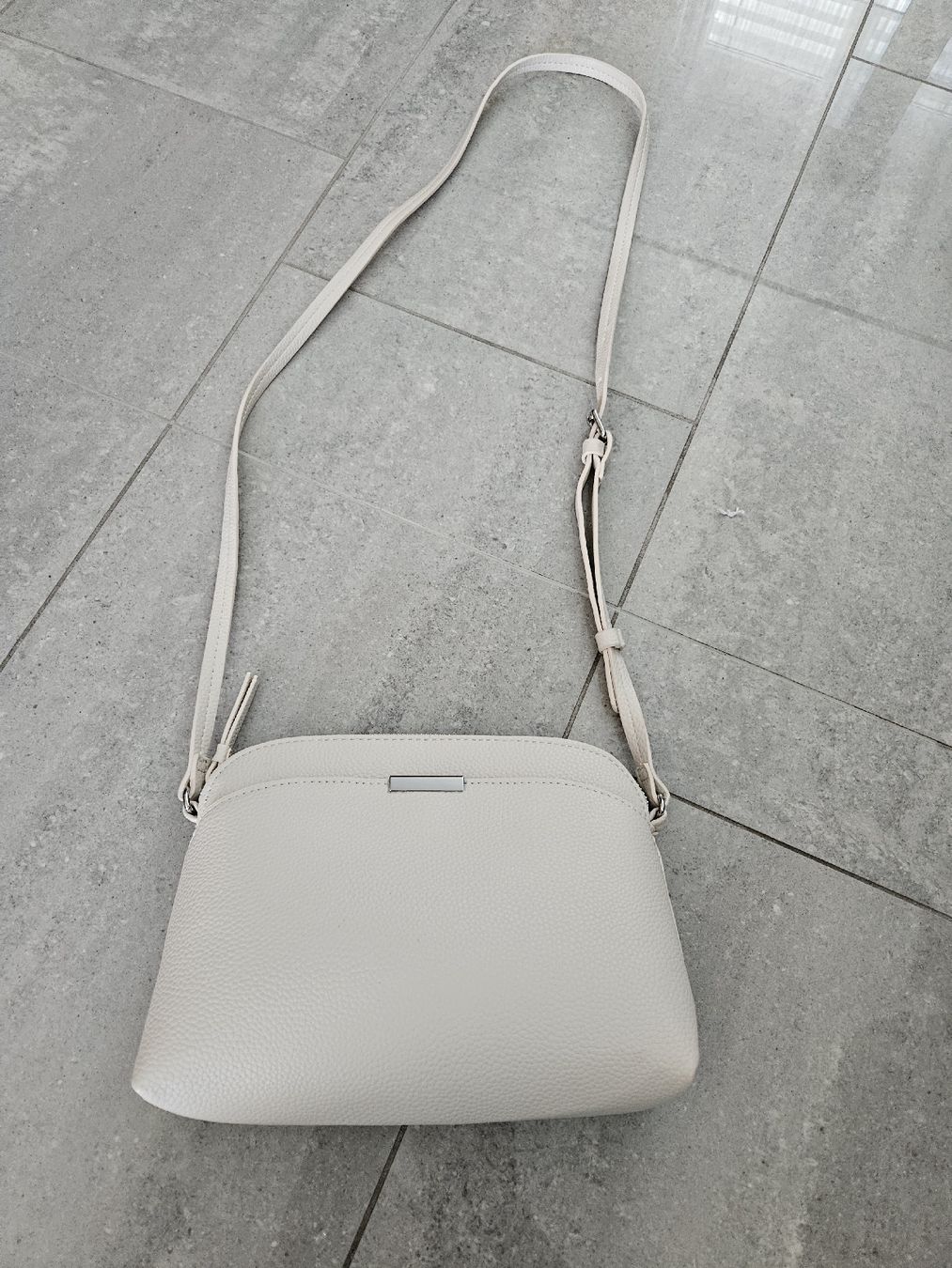Borse da donna: schöne Tasche, Umhängetasche – Nuovo (secondo la descrizione) da Wiesendangen venduto da Sinhuk