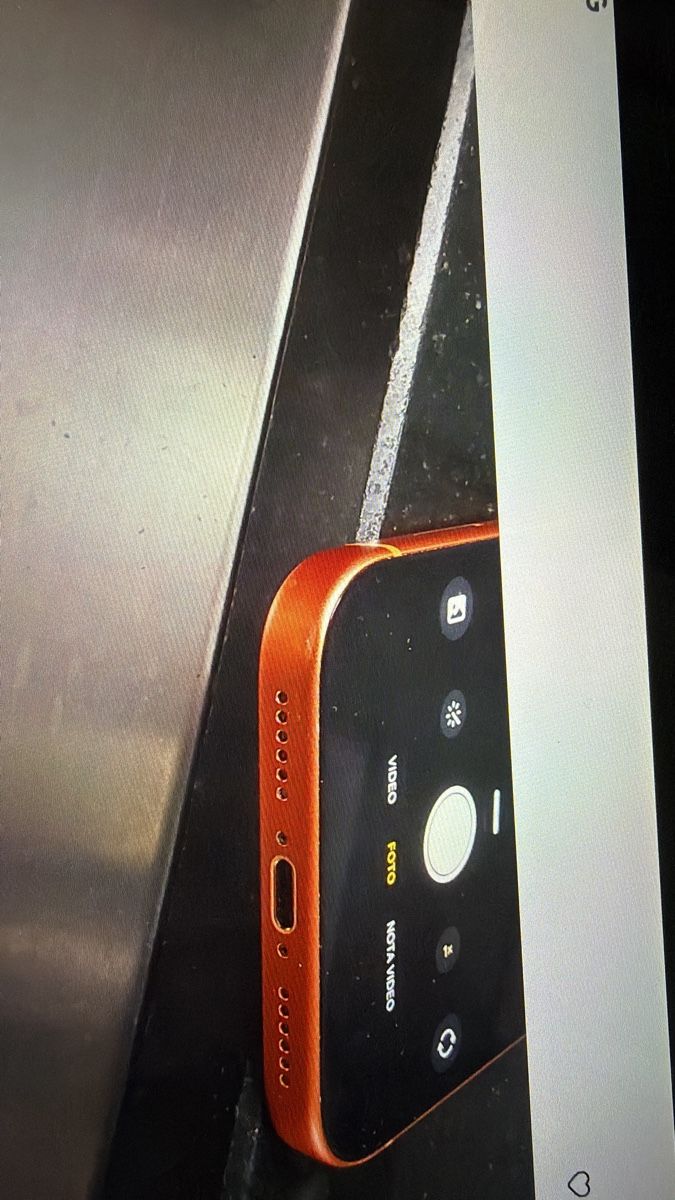 Apple Telefoni cellulari / Smartphones: Iphone 17 pro max 256gb – Usato da Basel venduto da uba_8k85 8