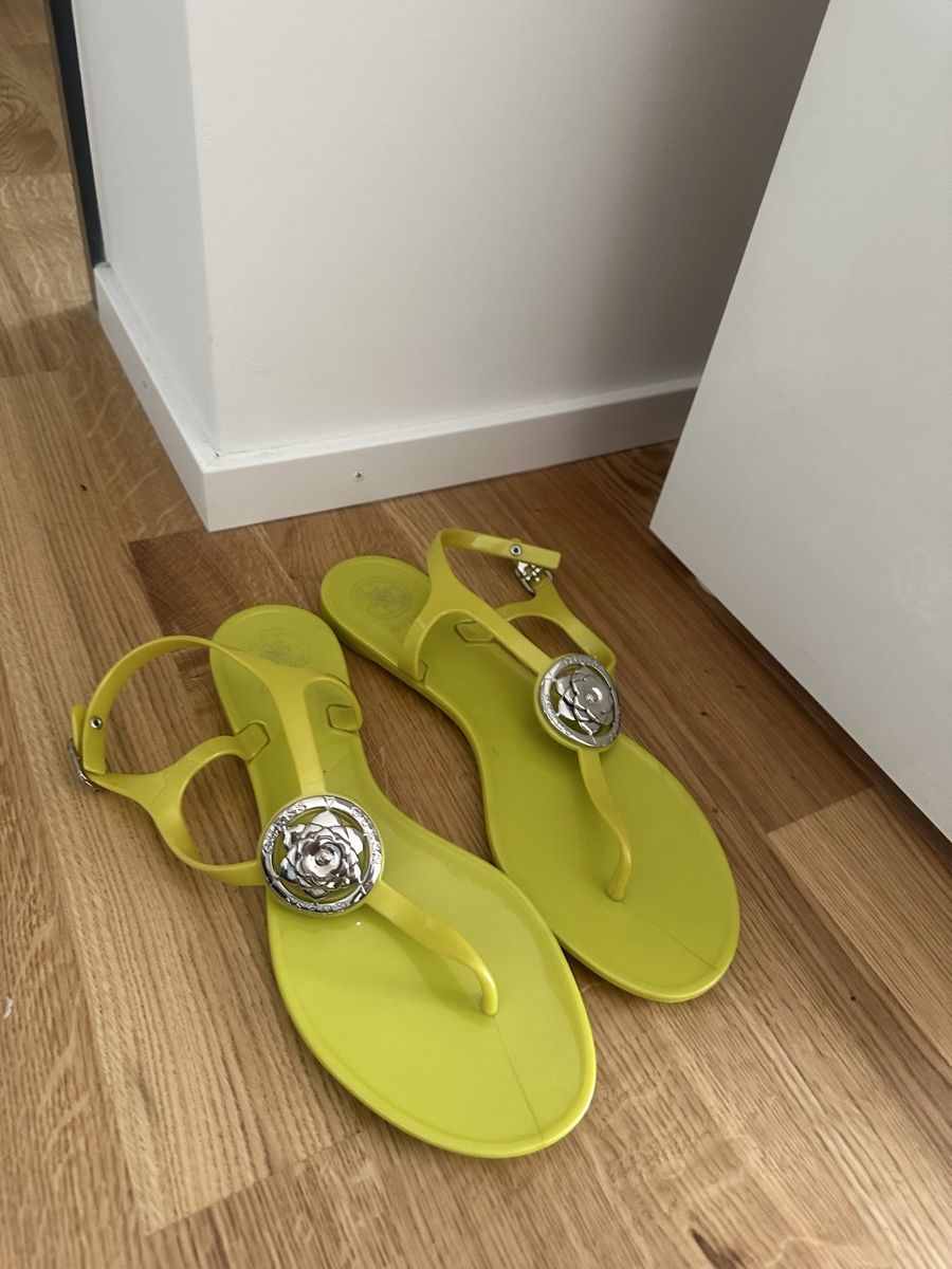 Guess Scarpe da donna: Guess Sommerschuh – Usato da Mülligen venduto da Terezah