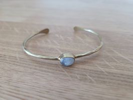Armband (A Beautiful Story)