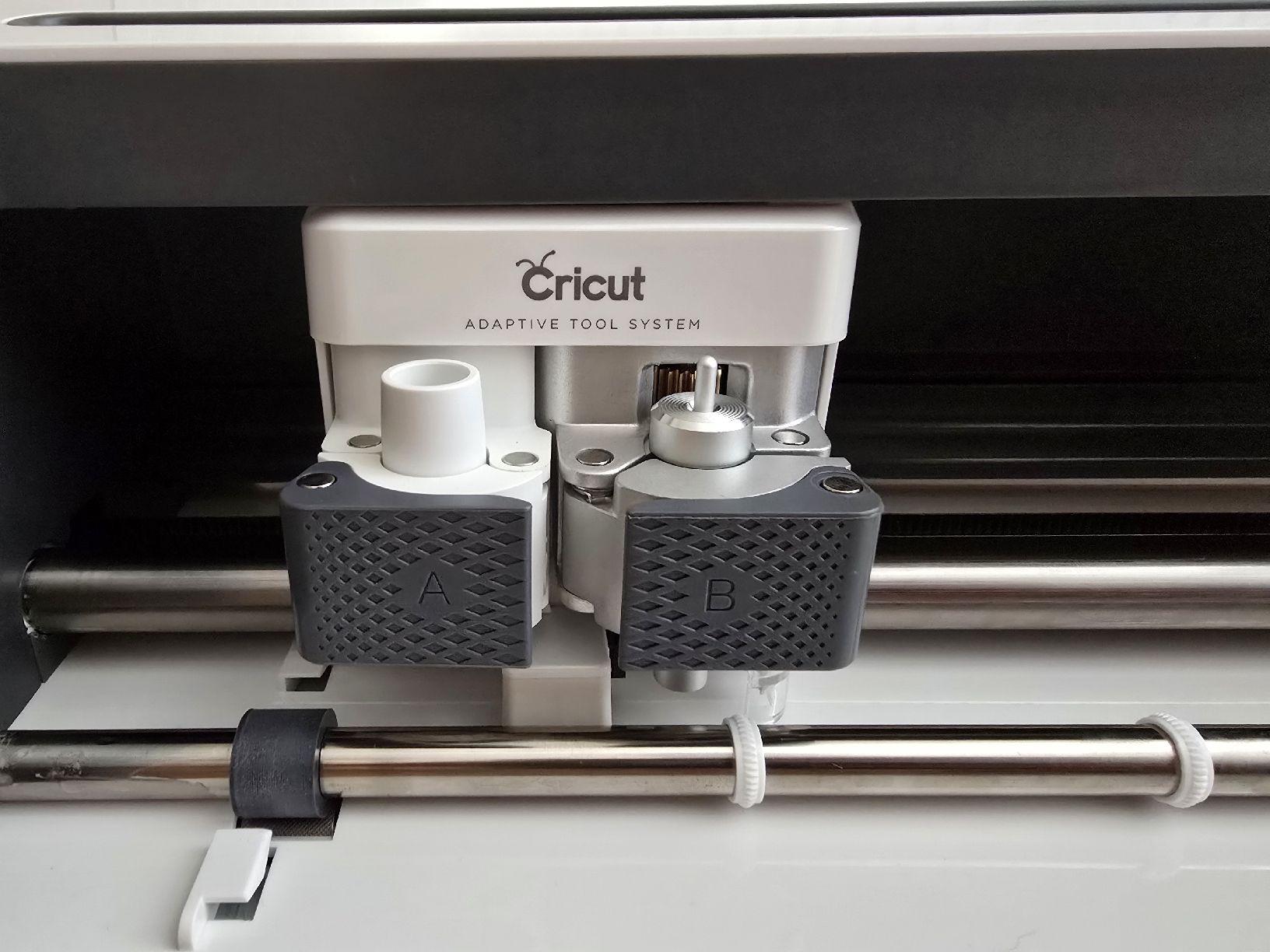 Cricut Imprimantes: Cricut Maker Champagne – D'occasion à Birrwil par D-Keller 3