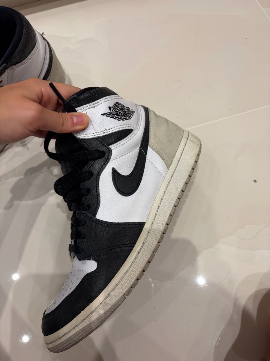 Jordan Scarpe da uomo: Nike Air Jordan beige – Usato da Pully venduto da ari_78pk 1