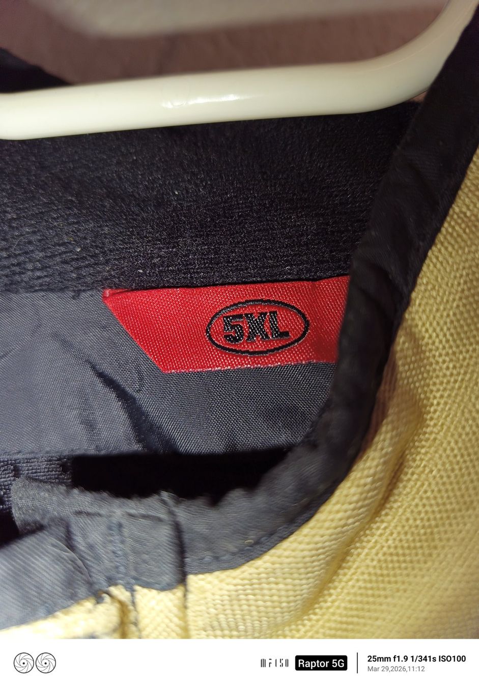 IXS Lotti di vestiti: Motorradbekleidung – Usato da Flawil venduto da TMENGI 1