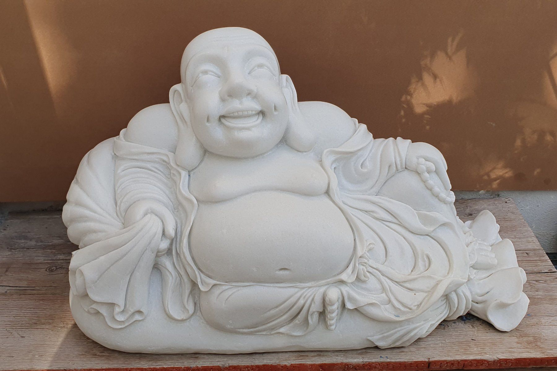Sculture & Statue: Chinesischer  Happy Buddah  Marmor – Nuovo (secondo la descrizione) da Greppen venduto da hploetscher 1