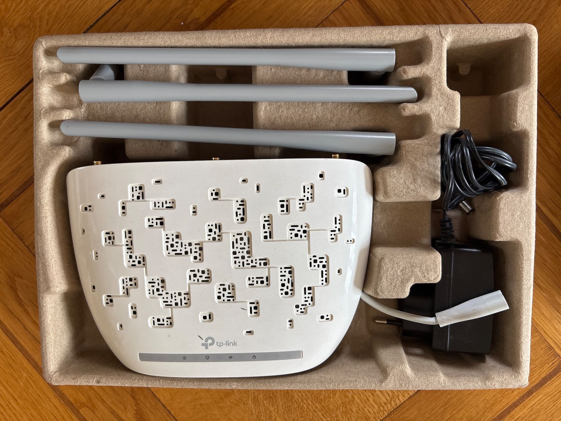 TP-Link Modems & Router: TP-Link TL-WA901ND Wireless N Access Point – Gebraucht aus Genève von Livsonman 2