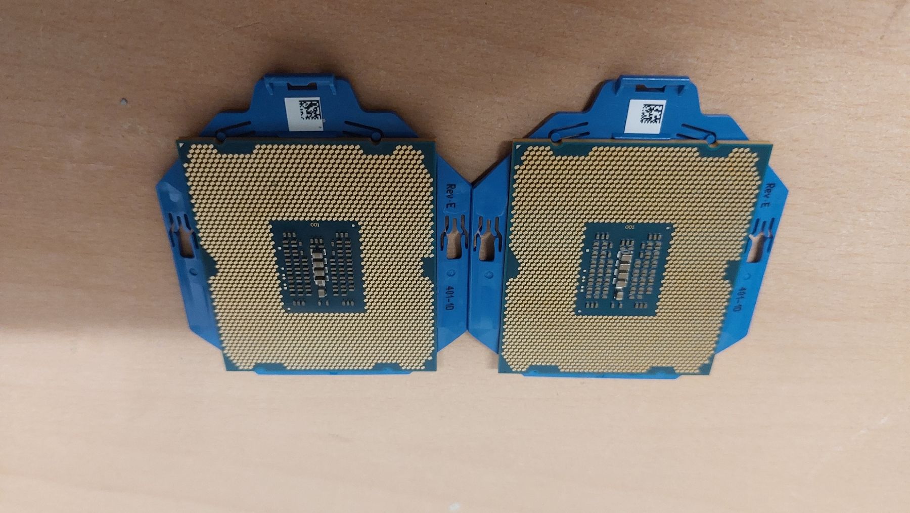 Intel Componenti elettronici: 2 x Intel Xeon E5-2620 V2  – Usato da Hinteregg venduto da Amerizium 1