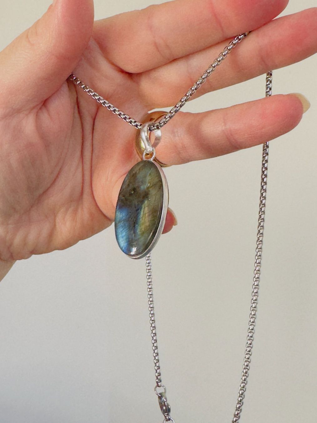 Catenine: Fashionable labradorite necklace – Nuovo e nell'imballaggio originale da Genève venduto da AGBERG 7