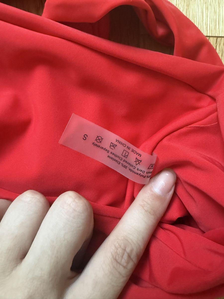 Badekleider & Bikinis: Bikini rot Grösse S  – Gebraucht aus Hüttwilen von sar_8gj7 3