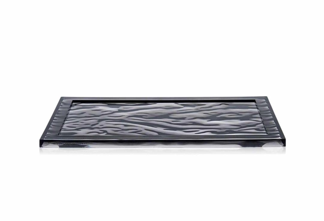 Pareti & Soffitti: Plateau design dune Kartell – Usato da La Chaux-de-Fonds venduto da kellina