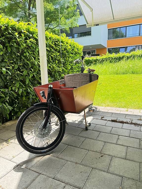 Velos: Bakfiets Lastenvelo mit Akku – Gebraucht aus Zürich von kim_fjd5 1