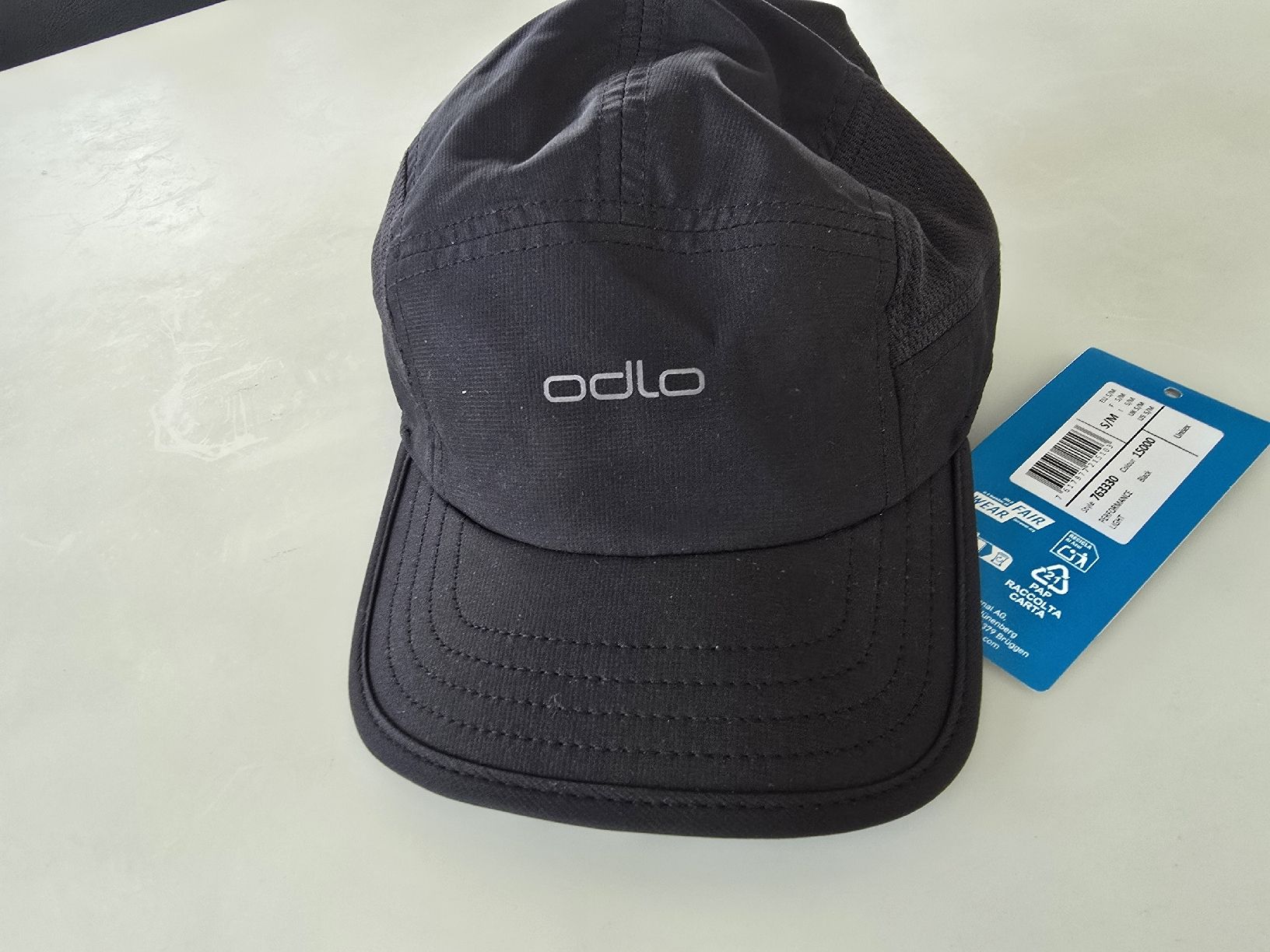 Sonstige Kleidung & Accessoires: ODLO CAP NEU PERFORMANCE LIGHT S/M BLACK UNISEX – Neu und originalverpackt aus Unterstammheim von P911993 1