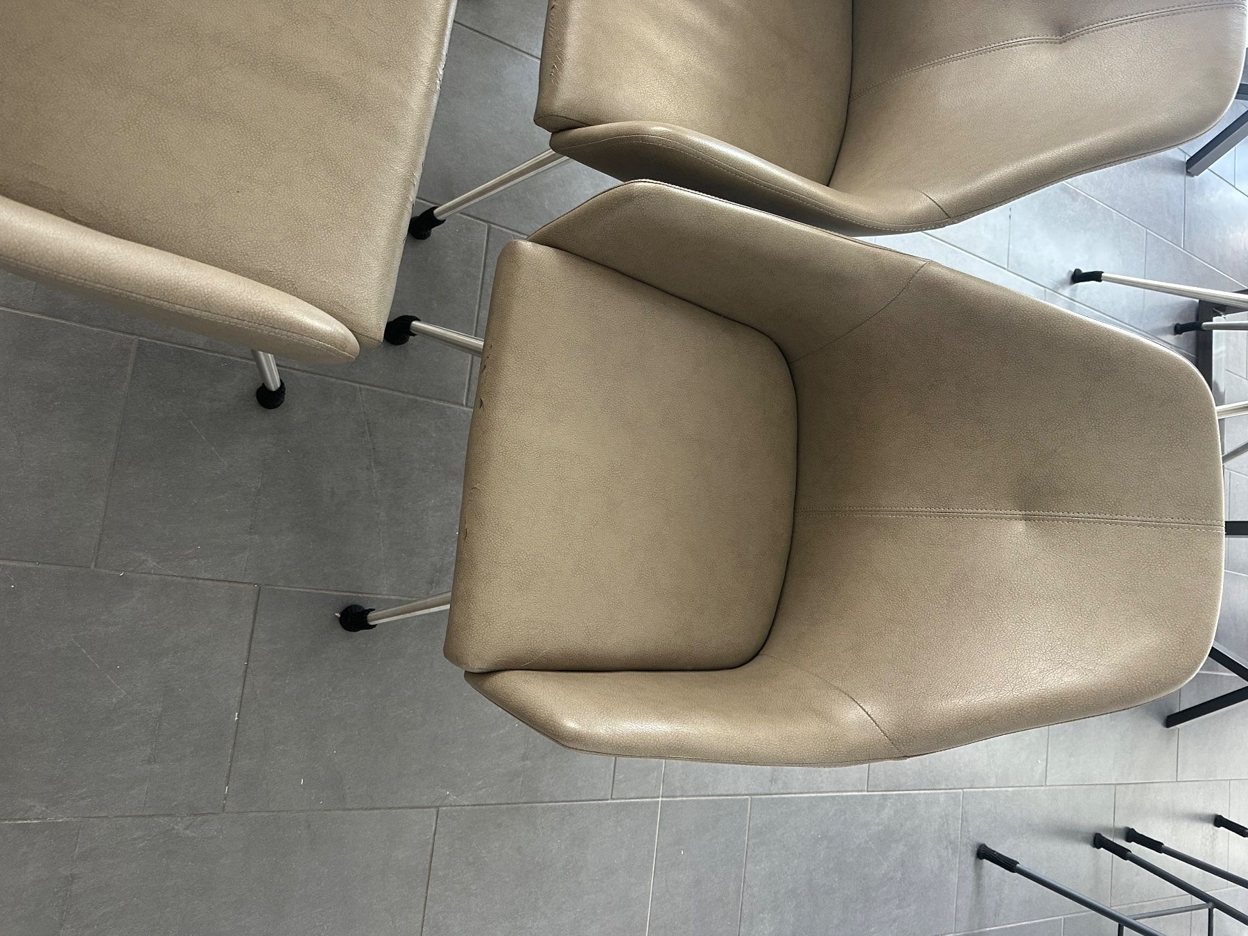 Chaises: 5 Stühle - Gebraucht – D'occasion à Jona par Manu1893 7
