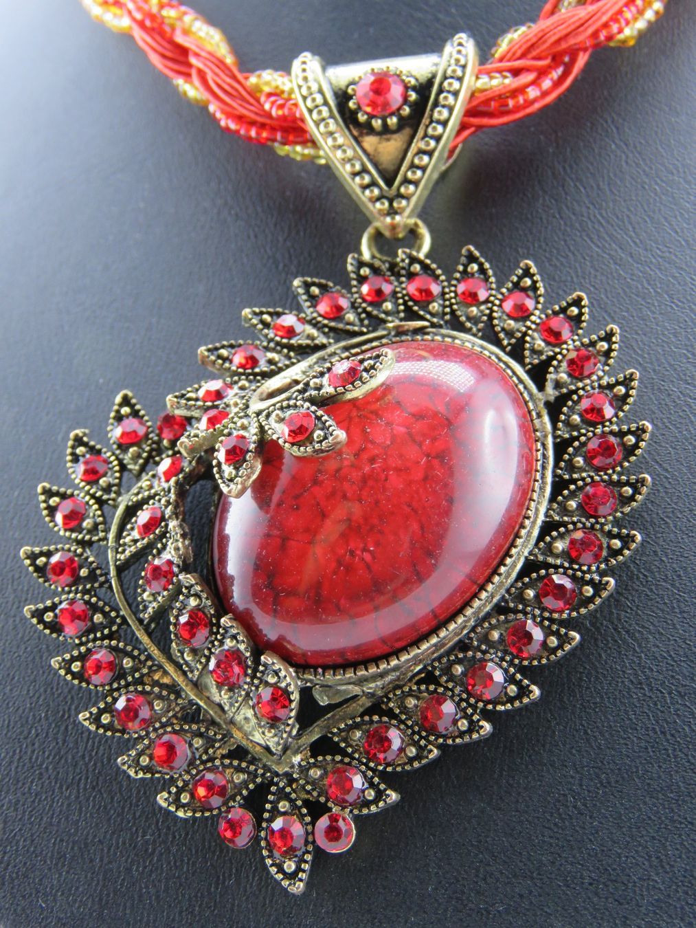 Catenine: Süesses Collier mit Ohrringen - rot - Glitzersteine – Nuovo (secondo la descrizione) da Grenchen venduto da Yamahwildstar16 3