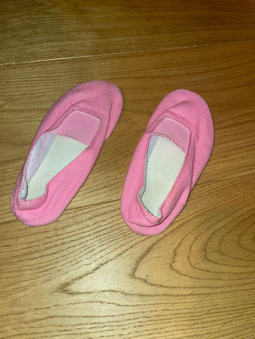 Scarpe per ragazze: Rosa Gymnastikschuhe – Usato da Fislisbach venduto da arse 1