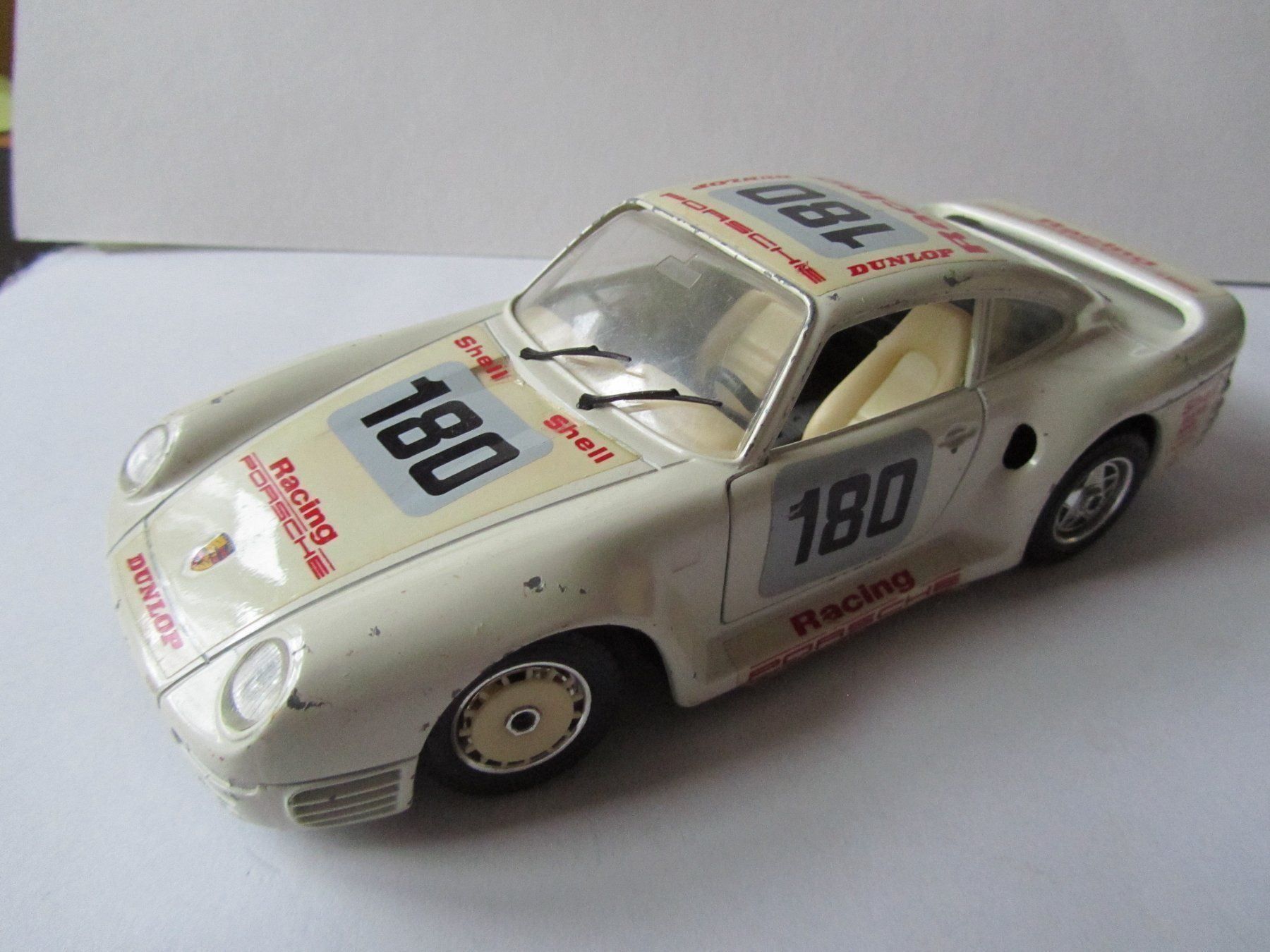 Bburago Modellini d'auto: Burago Porsche 959 Mst 1:24 – Usato da Weiningen ZH venduto da dietsch57