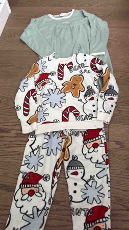 Pyjama Set Christmas Pattern and Green Set Used