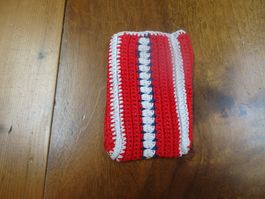 Pochette vintage crochetée pour mouchoirs en papier