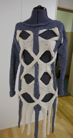 Einzigartiger, handgestrickter Pulli - ein Hingucker