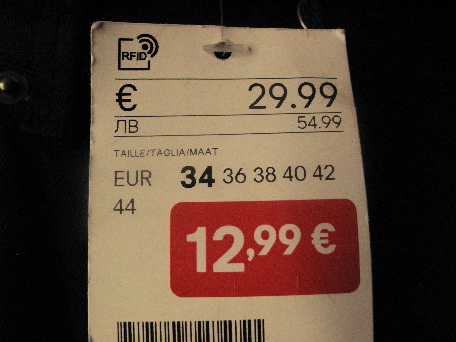 H&M Jeans: Nigelnagelneu mit Etiket Gr. 34 – Usato da glarus venduto da Engel_888 1