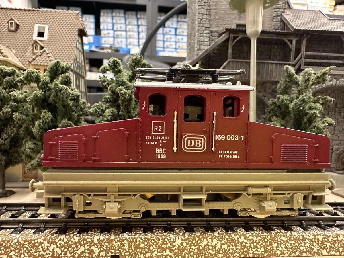 Lima Modellini di ferrovie: Lima DB Rangierlok DEFEKT – Usato da Lupsingen venduto da New-Haven 1