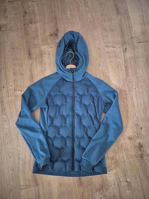 Mountain Force Giacche: Mountain Force Jacke Gr. 36 – Usato da Uzwil venduto da nadjahinder