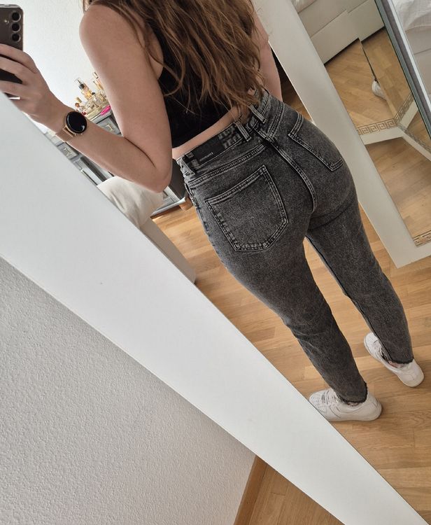 Jeans Stradivarius taille 38 2