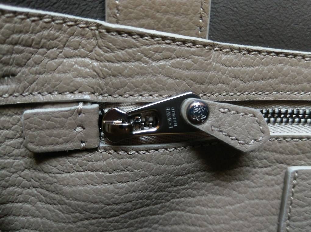 Loewe Taschen für Damen: VINTAGE Loewe Cartero 28 Shoulder Bag – Gebraucht aus Hergiswil NW von luc_b5pz 5
