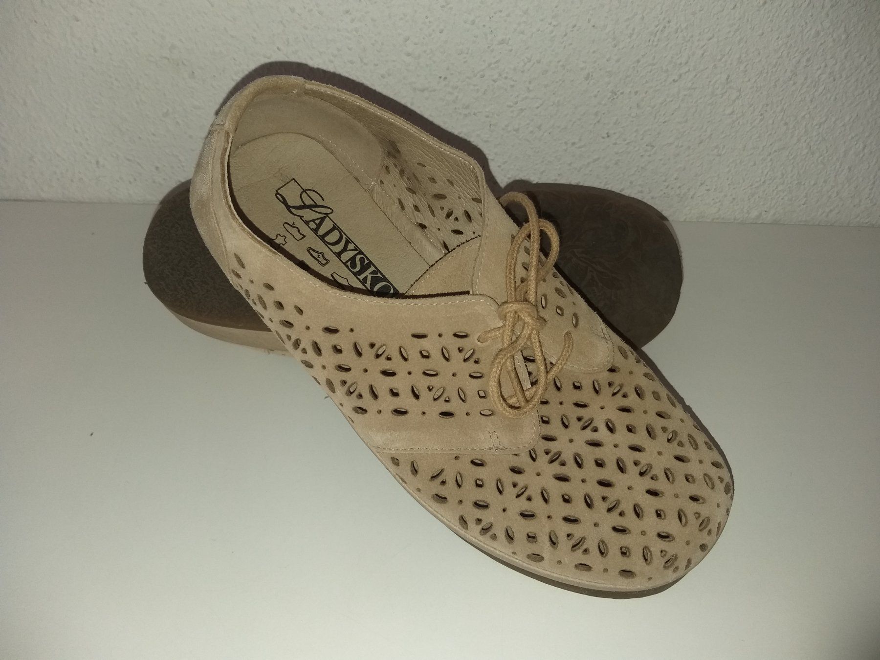 Scarpe da donna: LADYSKO  Chaussures / Schuhe  Pointure / Nummer 36 – Usato da Cossonay-ville venduto da Super-Price-Quality 6
