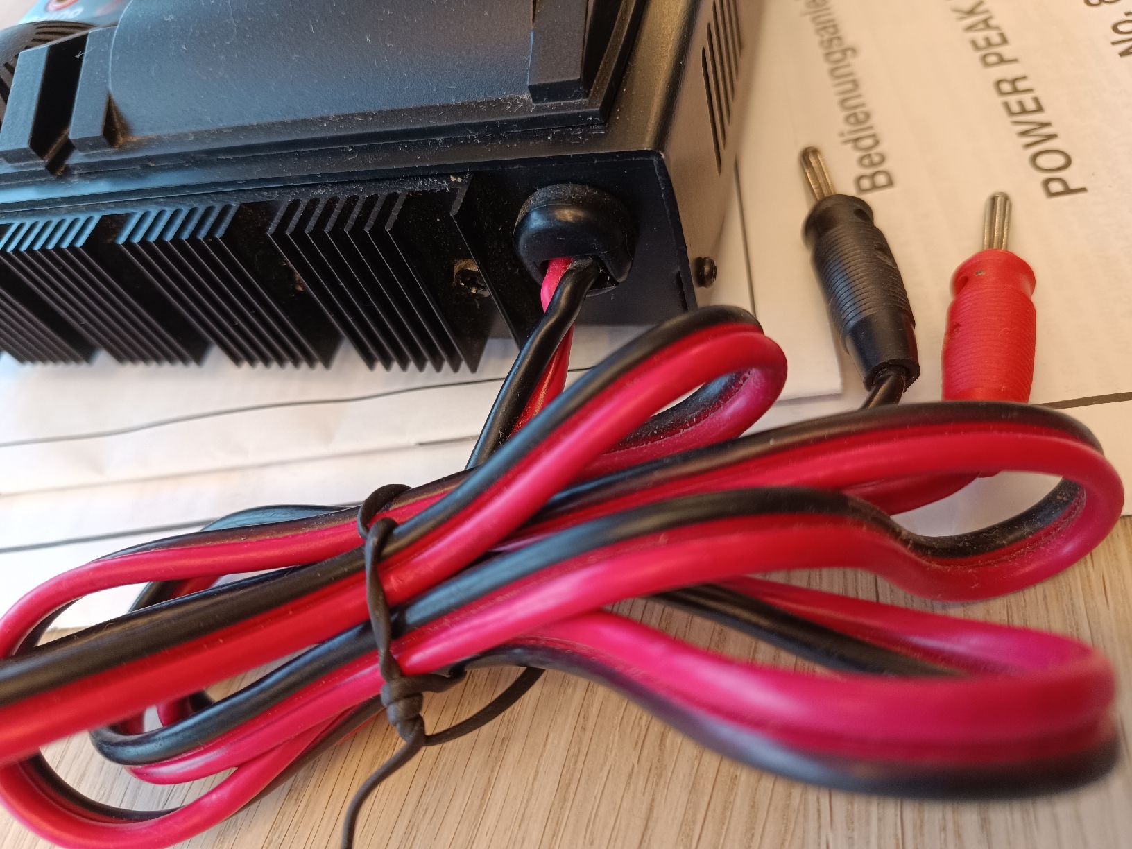 Robbe Batterie, Caricabatterie & Alimentatori: Robbe Power Peak Infinity 2 Ladegerät – Usato da Urnäsch venduto da h5T4 9
