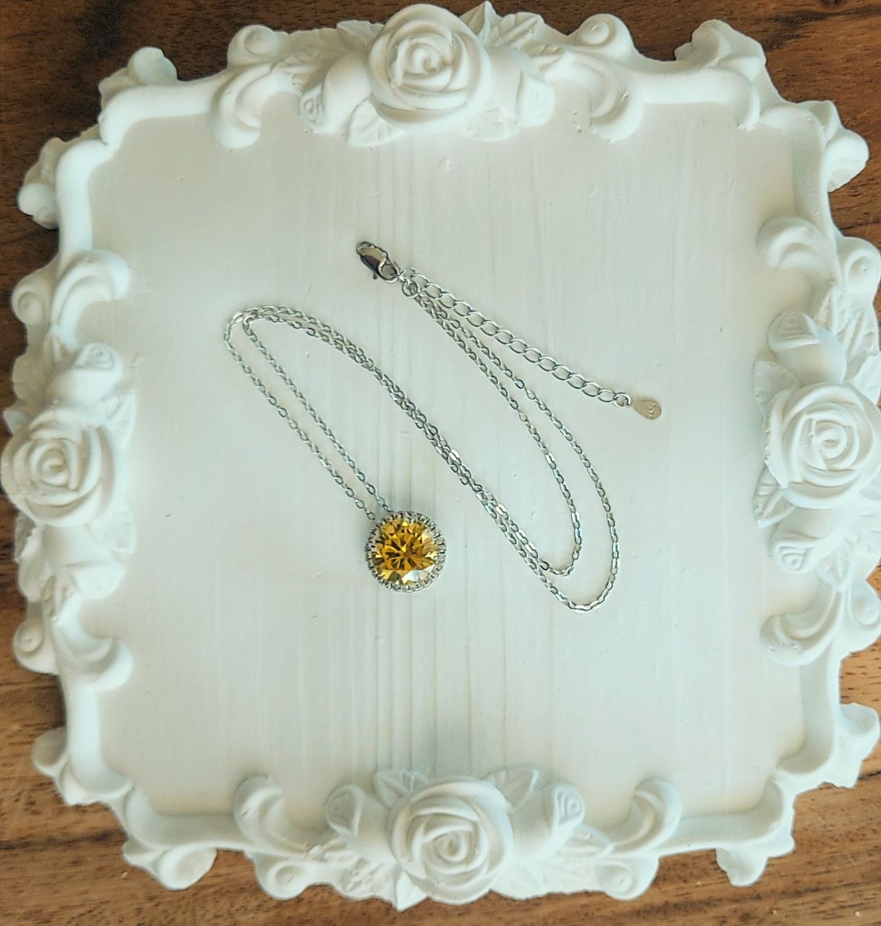 Ketten: Elegante Halskette mit 5ct. Moissanite – Neu (gemäss Beschreibung) aus Ettenhausen TG von CH2300 6