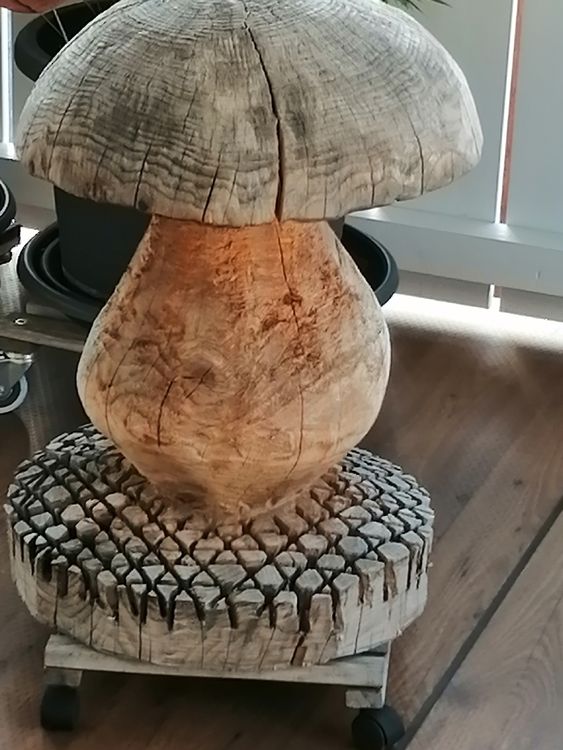 Harz Igel Mit Pilz – Garten-Deko, Wasserfest, Handbemalt, In Rosa, Lila Oder Blau