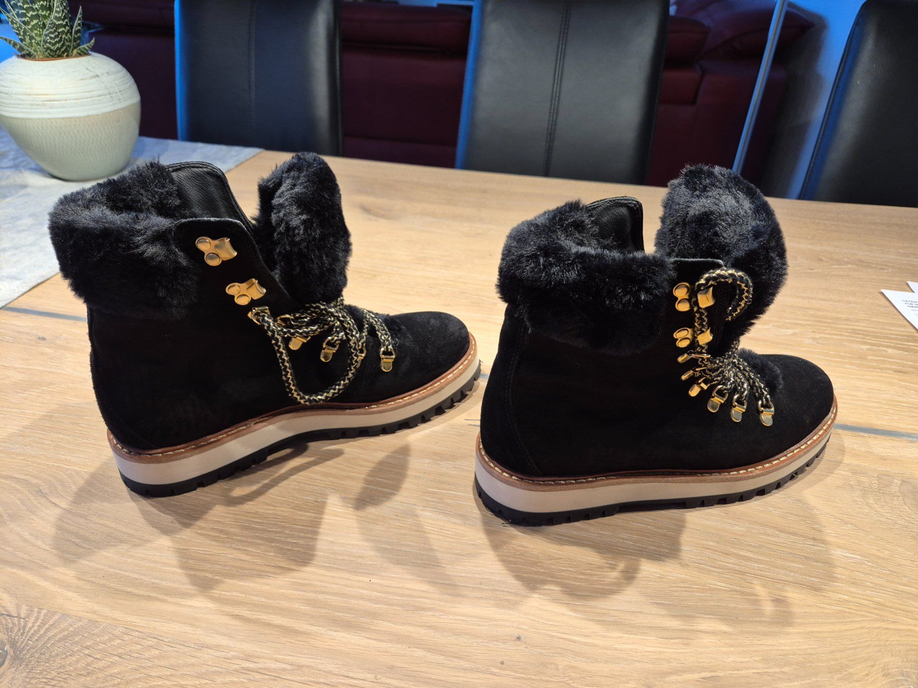 Walder Scarpe da donna: Wildleder Winterstiefel – Nuovo (secondo la descrizione) da Lütisburg venduto da urbsus 6