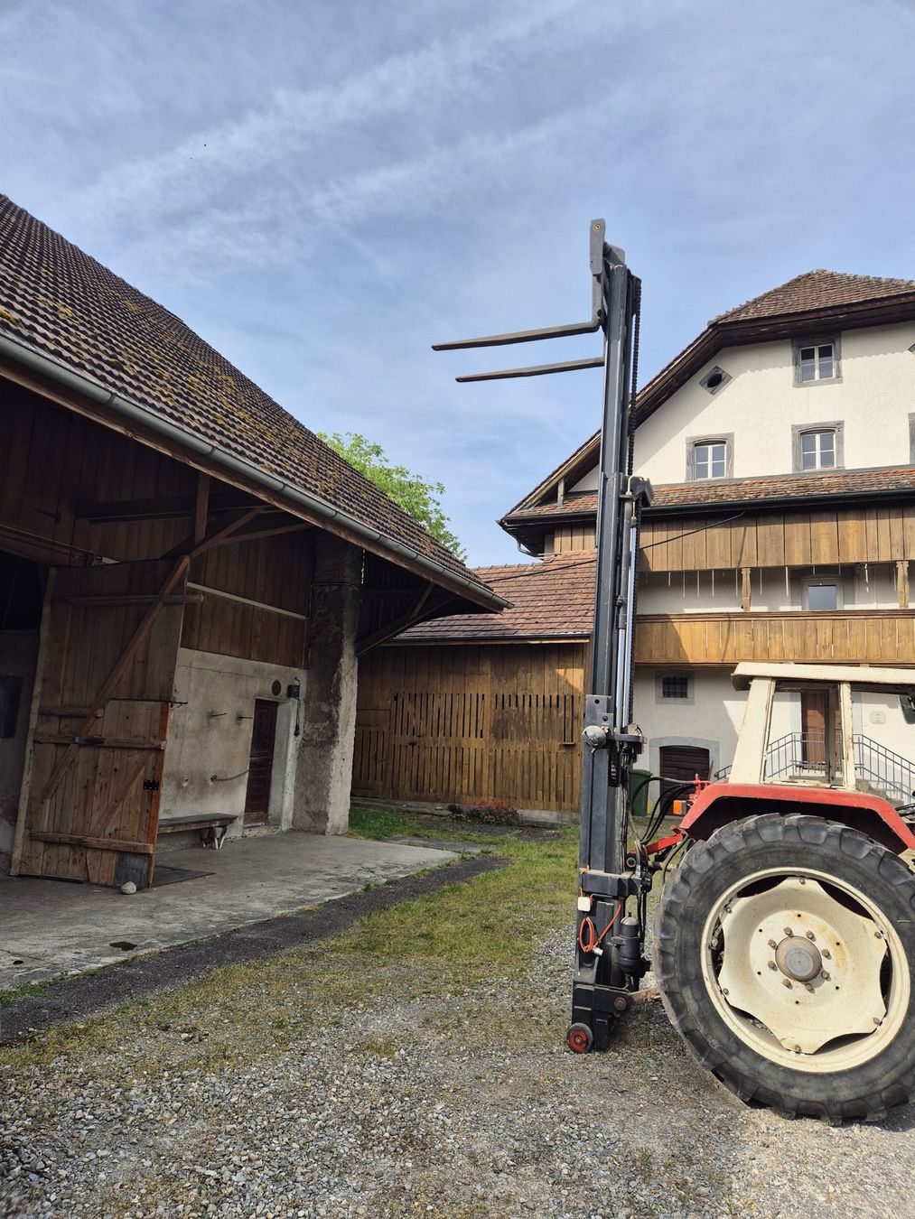 Linde Carrelli elevatori e a forche: Heckstapler Traktor ,Hubhöhe 465 cm – Usato da Ammerswil AG venduto da Delta71