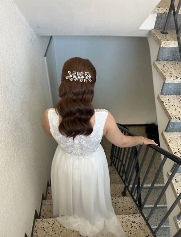 Vestiti: Brautkleid  – Usato da Rottenschwil venduto da Seliin.G 2