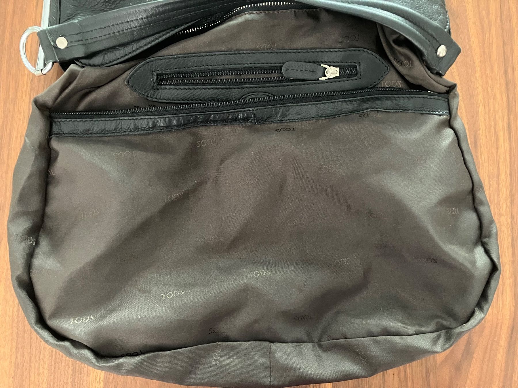 Tod'S Taschen für Damen: TOD'S Tasche Leder schwarz – Gebraucht aus Windisch von Lyudmila01 8
