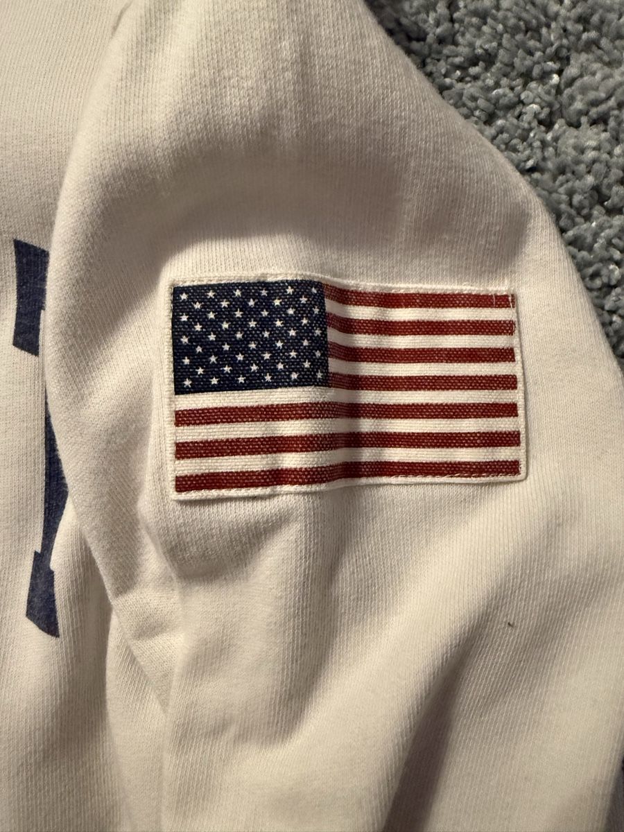 Brandy Melville Pulls & Sweat-shirts: Brandy Oberteil  – D'occasion à Binningen par zoemaya 2