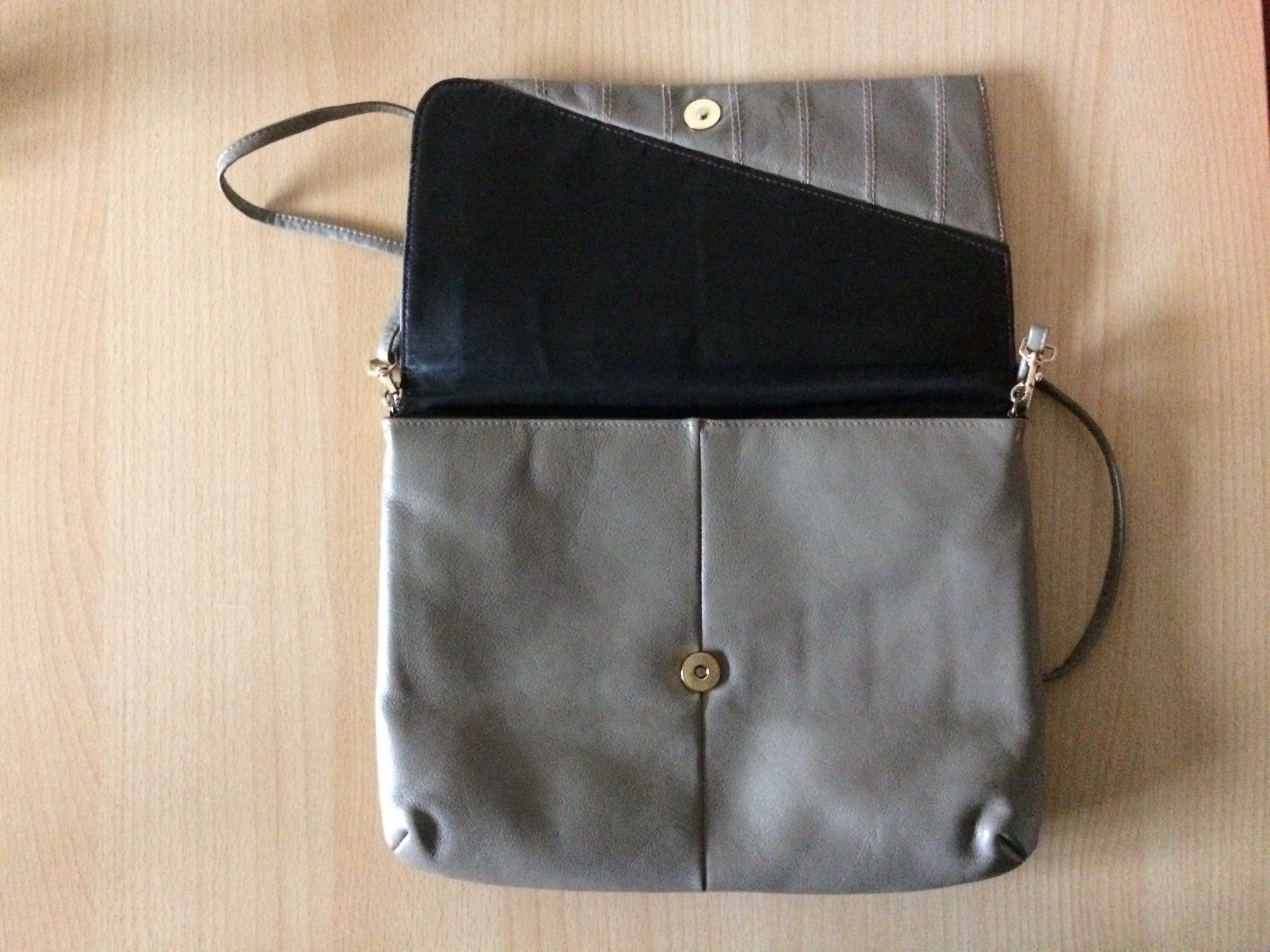 Taschen für Damen: Damenhandtasche – Gebraucht aus Grabs von topolino7 1