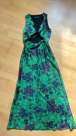 Kleid mit Cut out / Grösse S Zara
