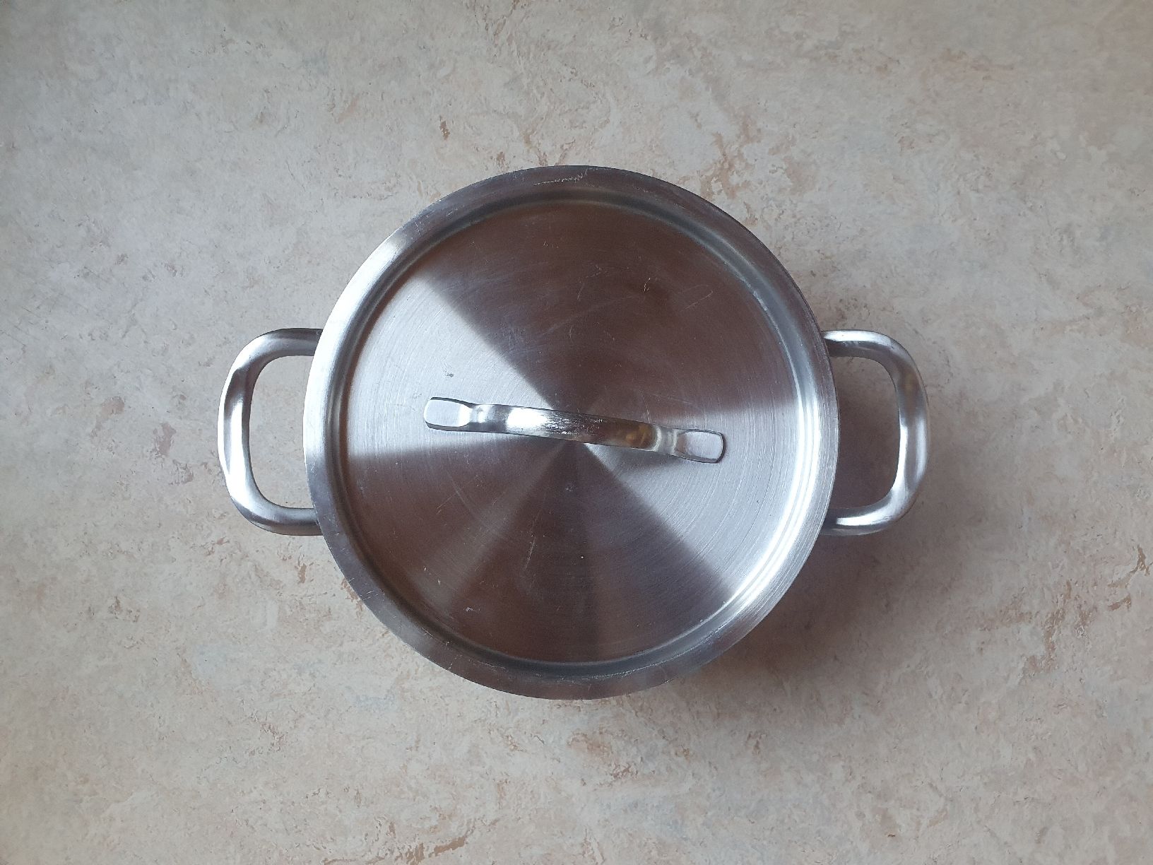 Töpfe: Stainless Steel Cooking Pot with Lid – Gebraucht aus Sirnach von eftix