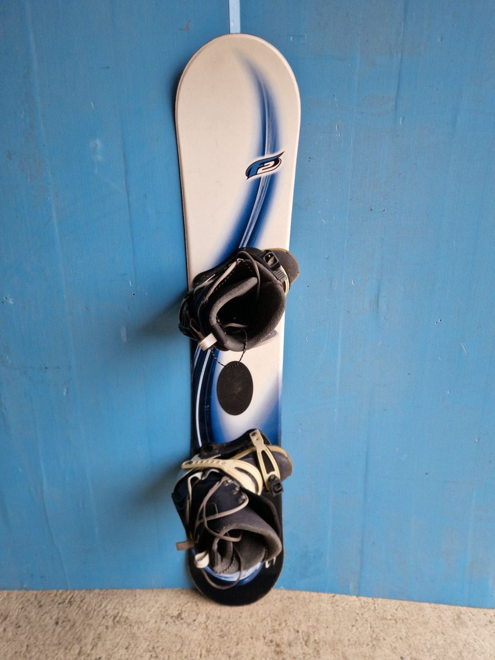 Board: Snowboard F2 mit Softbindungs Schuhen Grösse EU 44 – Difettoso da Weinfelden venduto da seetern 2